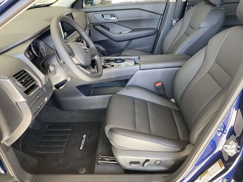 New 2026 Nissan Rogue Dark Armor FWD image 13