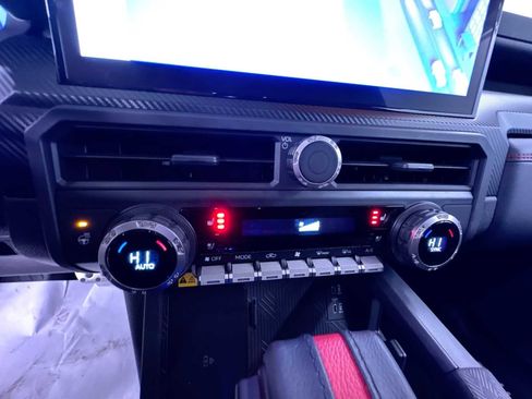 Used 2024 Toyota Tacoma TRD Pro image 27