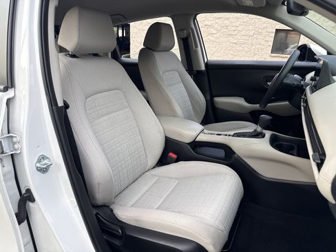 Used 2024 Honda HR-V LX image 32