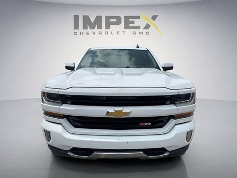 Used 2017 Chevrolet Silverado 1500 LT w/ All Star Edition AWD/4WD image 8