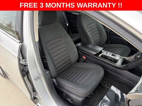 Used 2018 Ford Fusion SE image 20