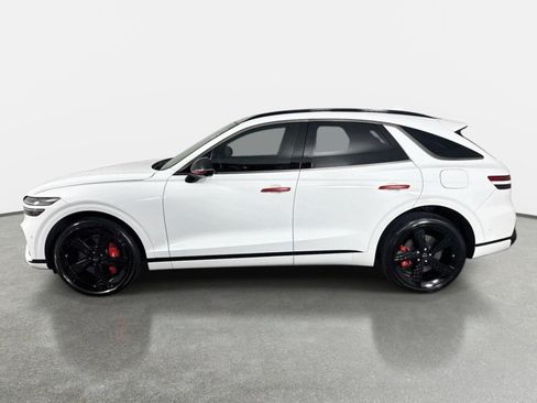 Certified 2024 Genesis GV70 2.5T w/ Sport Prestige Package AWD/4WD image 8