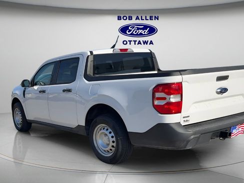 Used 2023 Ford Maverick XLT image 3