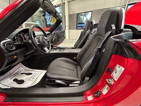 Used 2008 MAZDA MX-5 Miata Sport RWD image 42