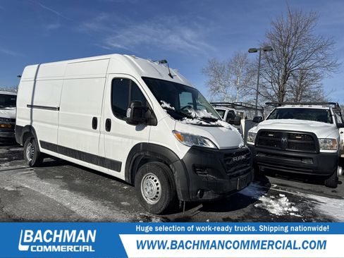 Used 2024 RAM ProMaster 2500 image 1