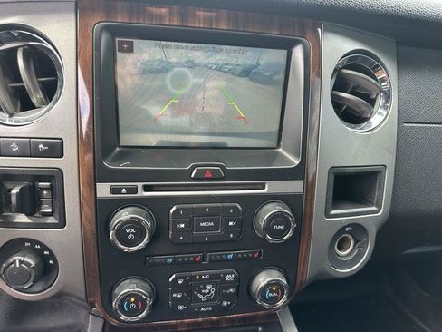 Used 2016 Ford Expedition Max Platinum AWD/4WD image 10