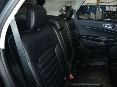 Used 2022 Ford Edge SEL w/ Convenience Package image 41