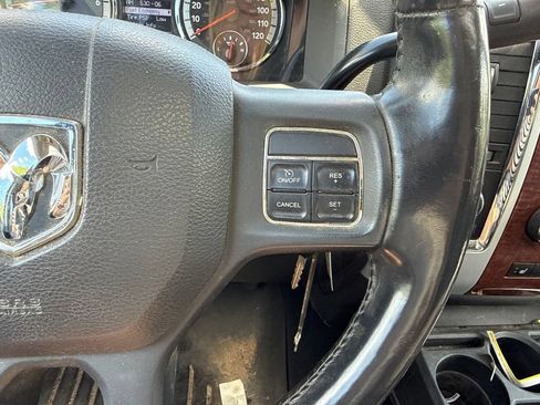 Used 2012 RAM 1500 Laramie AWD/4WD image 17