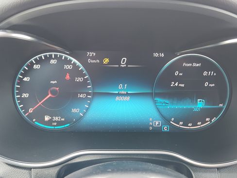 Used 2021 Mercedes-Benz GLC 300 4MATIC image 8