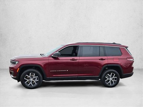 New 2025 Jeep Grand Cherokee L Limited image 8