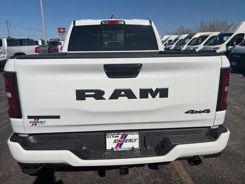 New 2026 RAM 1500 Big Horn AWD/4WD image 4