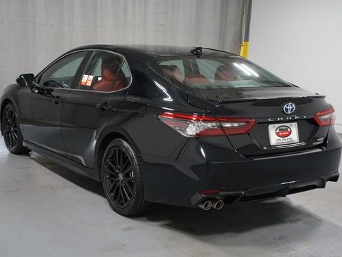 Certified 2022 Toyota Camry XSE FWD image 6