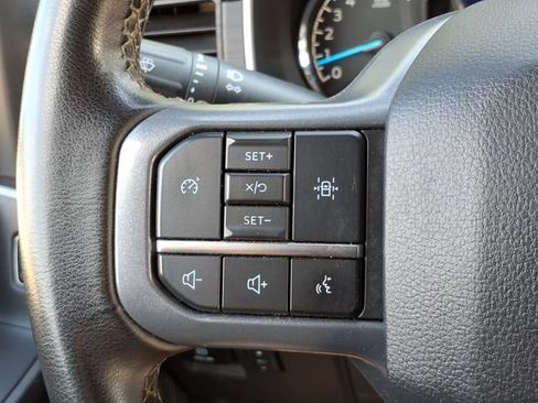 Used 2023 Ford F150 4x4 SuperCrew image 17