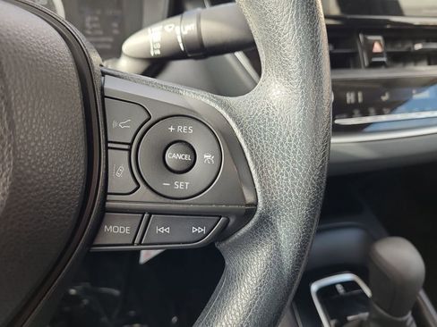 Used 2022 Toyota Corolla LE image 26