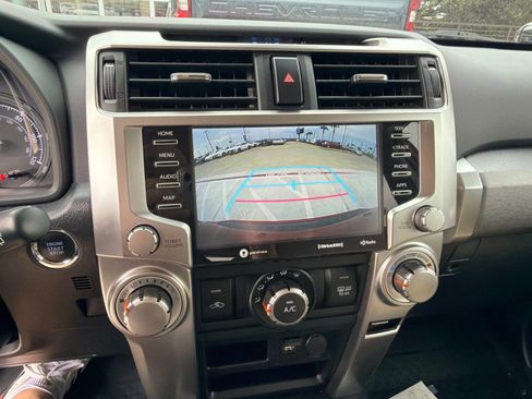 Used 2022 Toyota 4Runner SR5 Premium w/ Moonroof Package RWD image 19