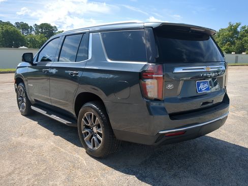 Used 2021 Chevrolet Tahoe LT w/ LT Signature Package RWD image 5