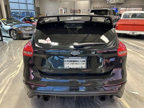 Used 2017 Ford Focus RS image 31