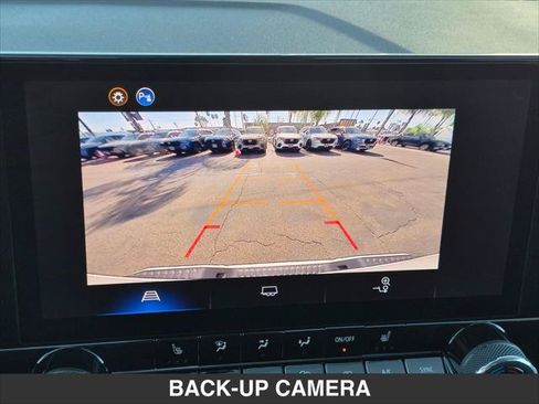 Used 2026 Chevrolet Colorado LT RWD image 15