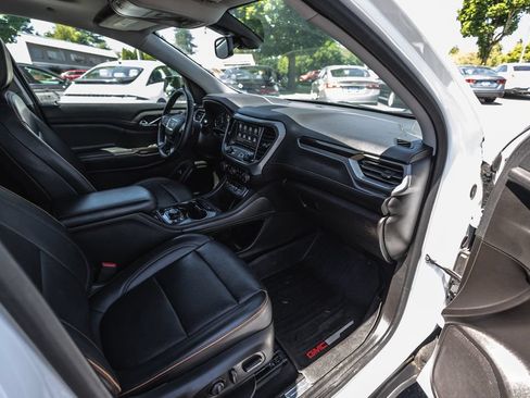 Used 2023 GMC Acadia AT4 w/ Technology Package AWD/4WD image 27