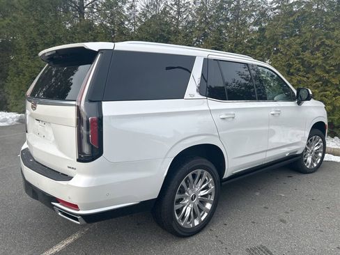 Used 2022 Cadillac Escalade Premium Luxury w/ Performance Package image 8