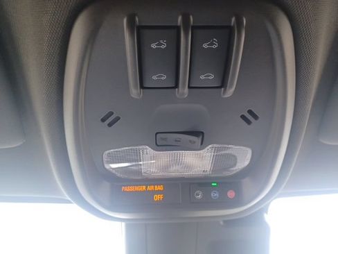 New 2026 Chevrolet Trax RS w/ Sunroof Package FWD image 25