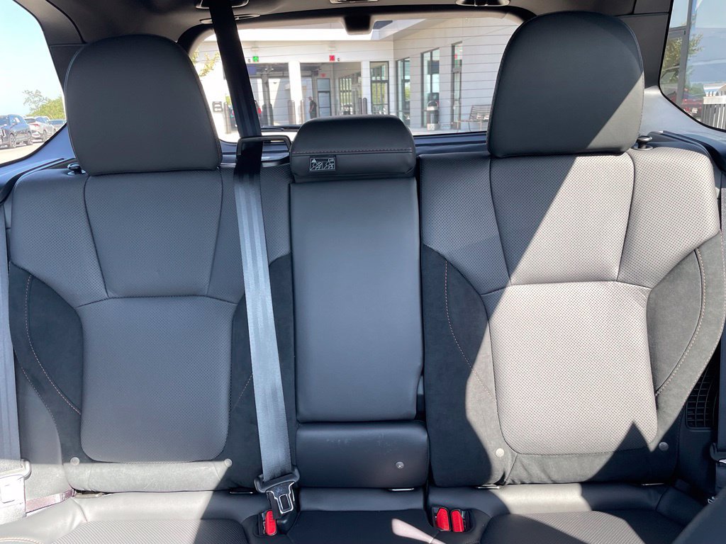 Used 2025 Subaru Forester Touring AWD/4WD image 23