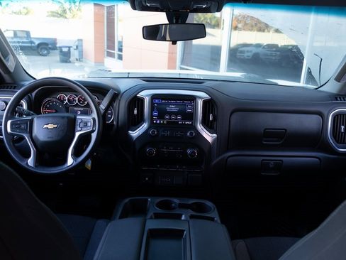 Used 2022 Chevrolet Silverado 3500 LT image 25
