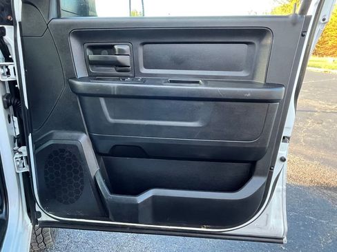 Used 2015 RAM 3500 Tradesman image 20