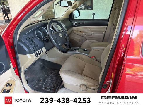 Used 2011 Toyota Tacoma PreRunner w/ SR5 Pkg #2 RWD image 15