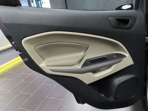 Used 2019 Ford EcoSport S image 12