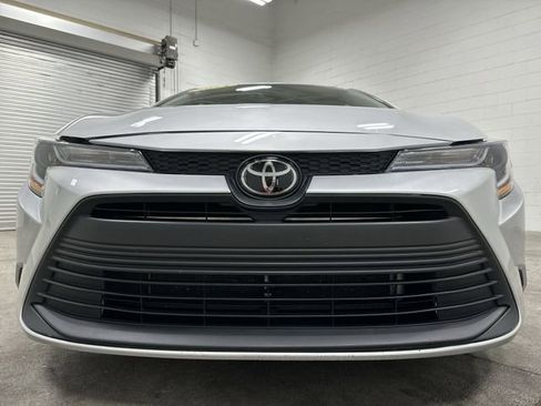 Used 2024 Toyota Corolla LE FWD image 10
