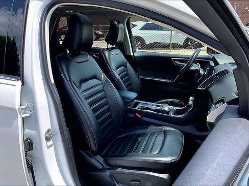 Used 2023 Ford Edge SEL w/ Convenience Package AWD/4WD image 7