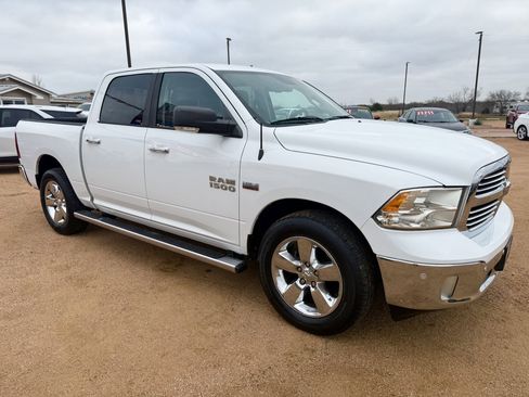 Used 2015 RAM 1500 Lone Star image 3