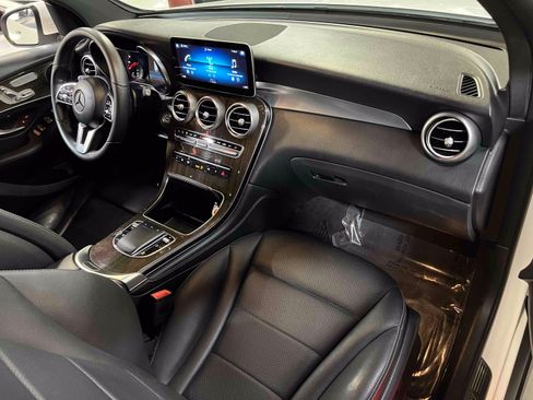 Used 2020 Mercedes-Benz GLC 300 4MATIC image 34
