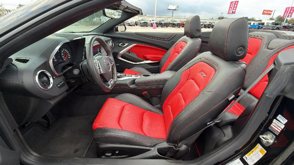 Used 2023 Chevrolet Camaro SS RWD image 20