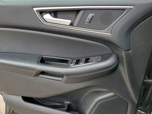 Used 2016 Ford Edge SEL w/ Equipment Group 201A AWD/4WD image 20