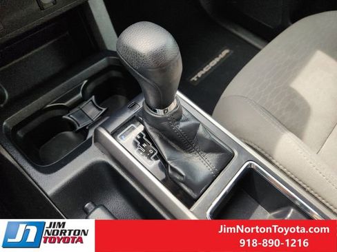 Used 2017 Toyota Tacoma SR5 w/ Tow Package image 22