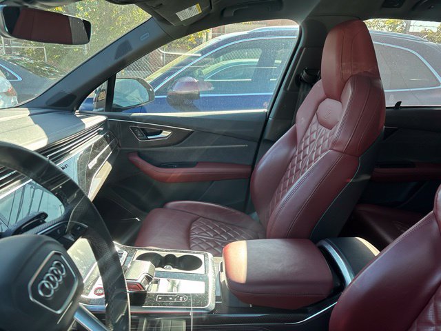 Used 2023 Audi SQ7 Prestige AWD/4WD image 4