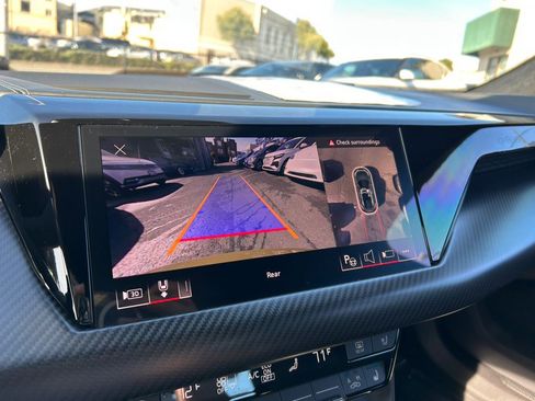 Used 2023 Audi RS e-tron GT w/ Carbon Performance Package image 37