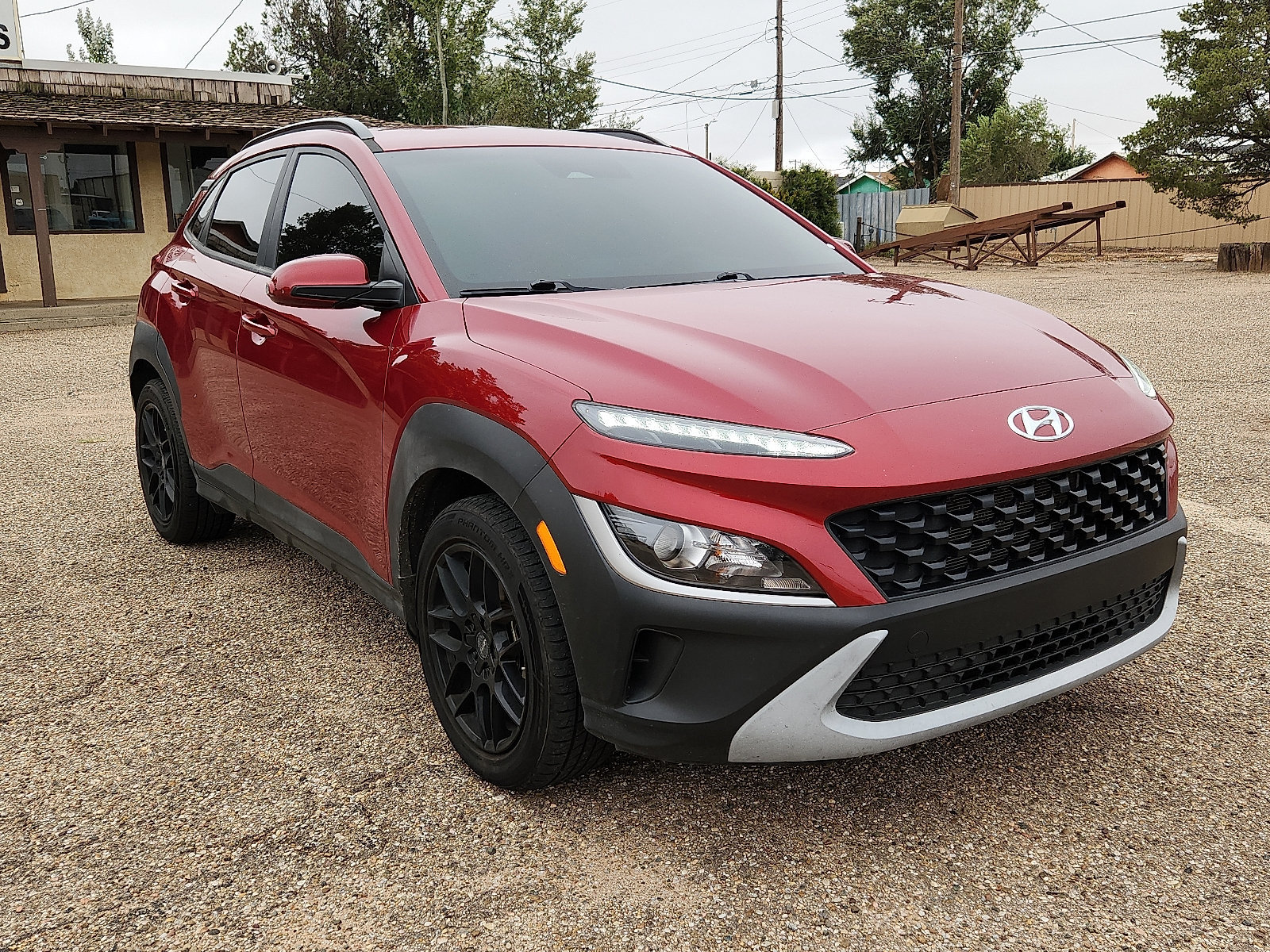 Used 2023 Hyundai Kona SEL w/ Cargo Package FWD image 5