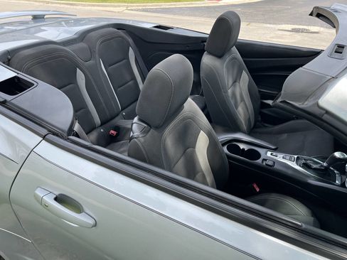 Used 2019 Chevrolet Camaro LT image 17