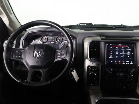 Used 2019 RAM 1500 Classic Warlock image 32