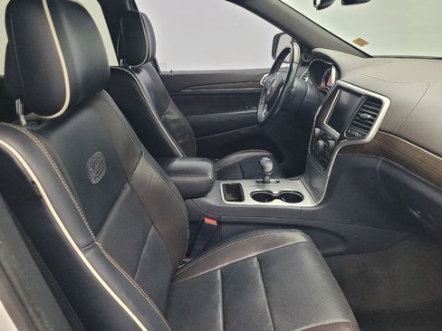 Used 2014 Jeep Grand Cherokee Overland w/ Trailer Tow Group IV image 21