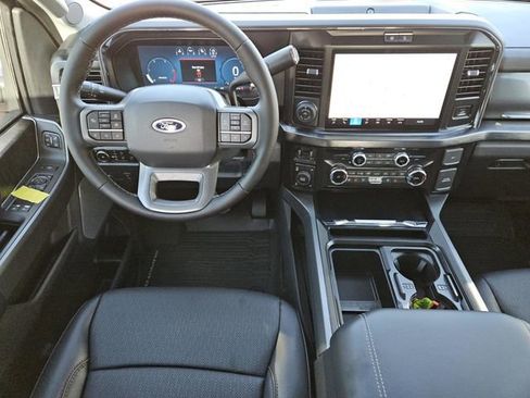 New 2026 Ford F250 Lariat w/ Black Appearance Package AWD/4WD image 3