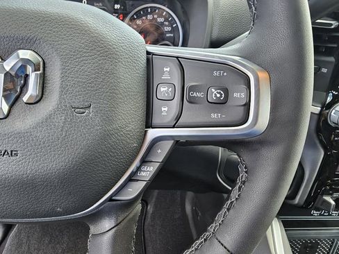 New 2026 RAM 2500 Big Horn AWD/4WD image 17