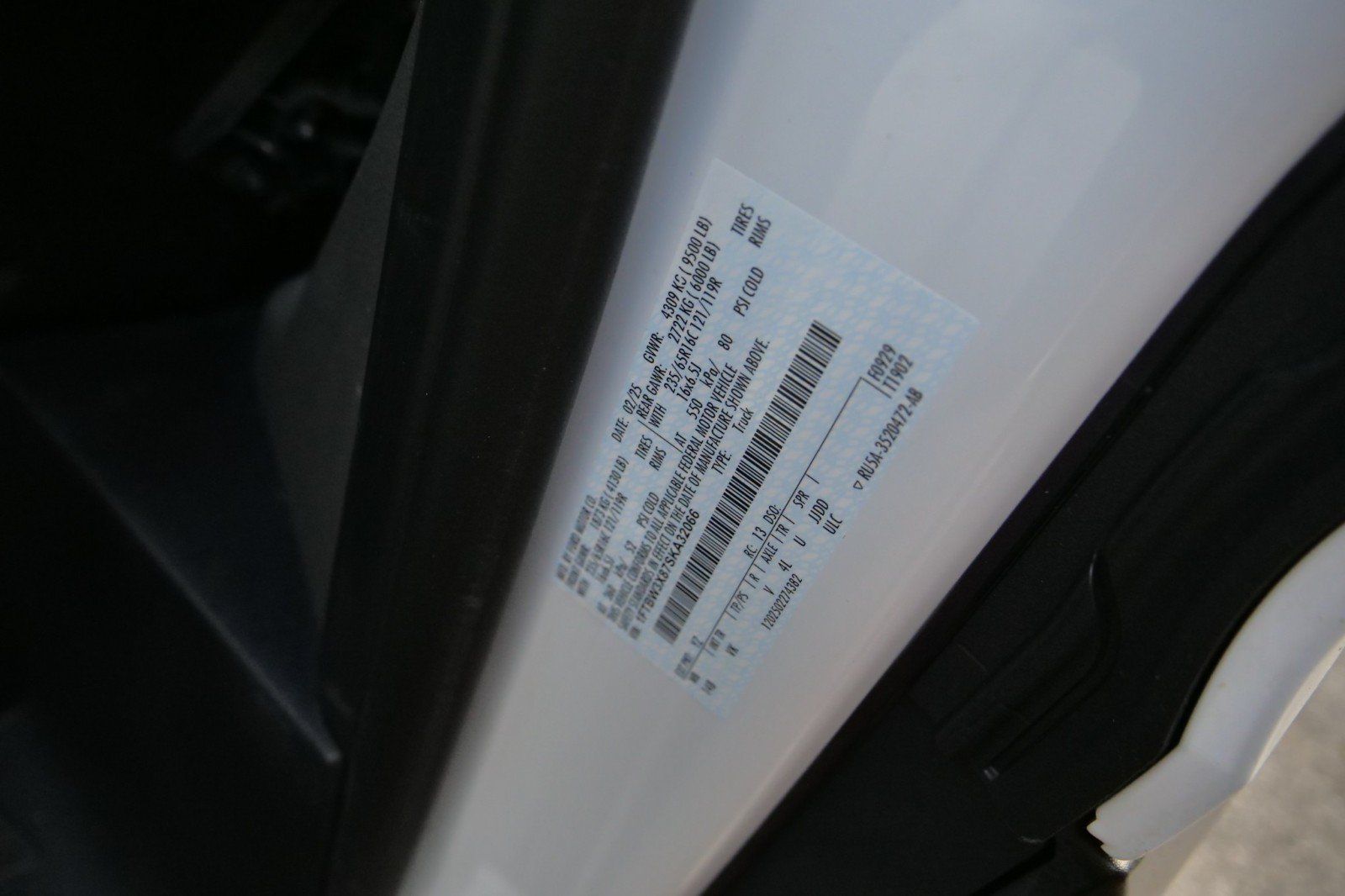Used 2025 Ford Transit 350 148 High Roof Extended w/ Load Area Protection Package RWD image 31