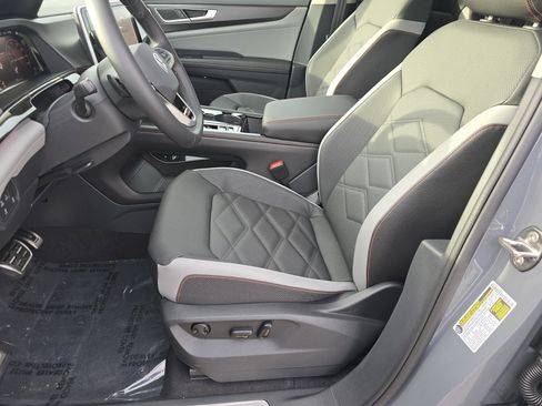 New 2026 Volkswagen Atlas Peak Edition image 20