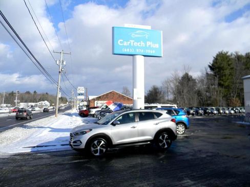 Used 2016 Hyundai Tucson Limited w/ Option Group 03 image 9