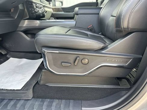 Used 2024 Ford F450 Lariat AWD/4WD image 16