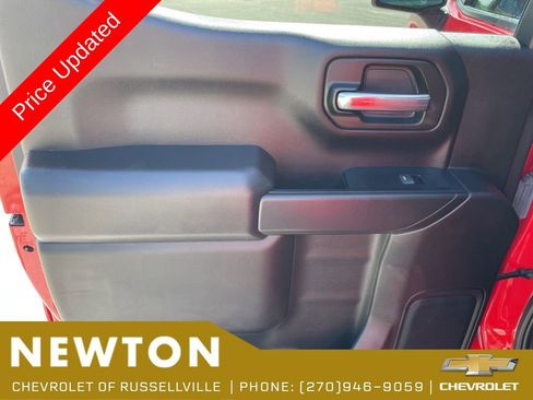 Used 2024 Chevrolet Silverado 1500 Custom w/ Turbomax Blackout Package AWD/4WD image 38